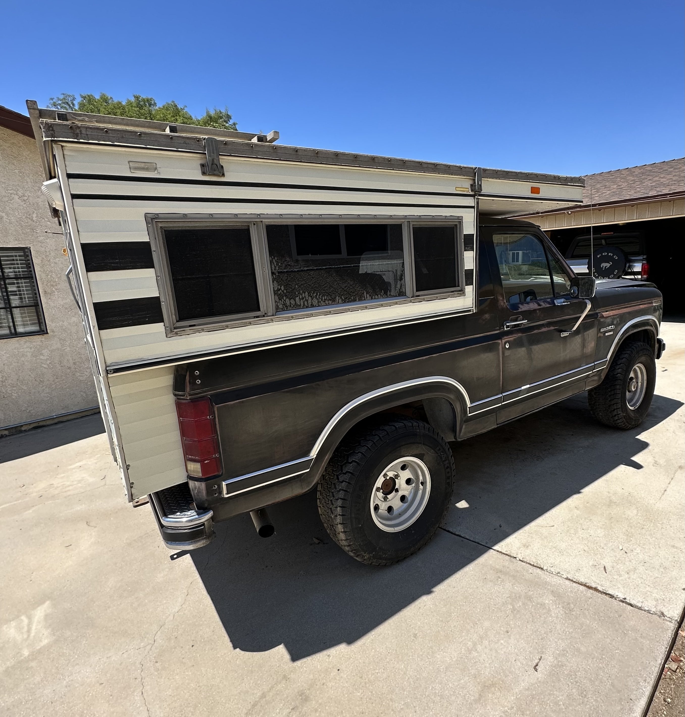 1984 Bronco with Four Wheel Camper